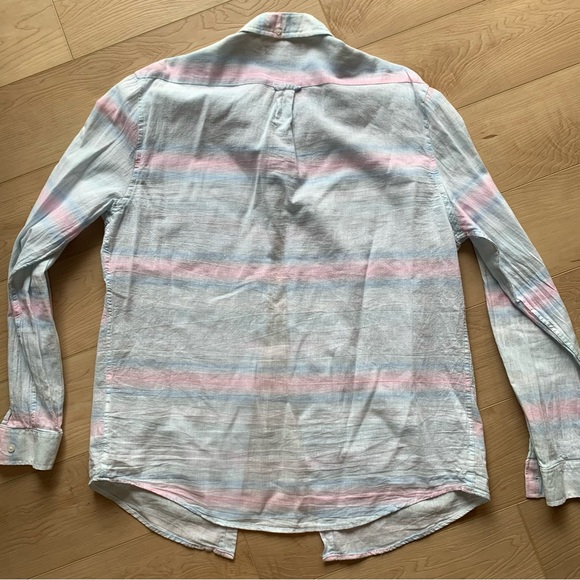 Men’s Cotton-Linen Button Down - Picture 6 of 11